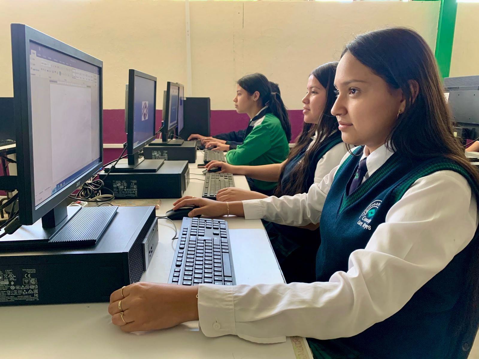 Ofrecerá IEMSySEM programa de certificación en tecnologías de la información.