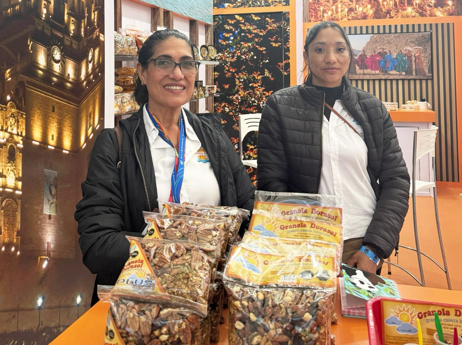 Michoacán, presente en la Feria de León; participan 20 productores estatales.