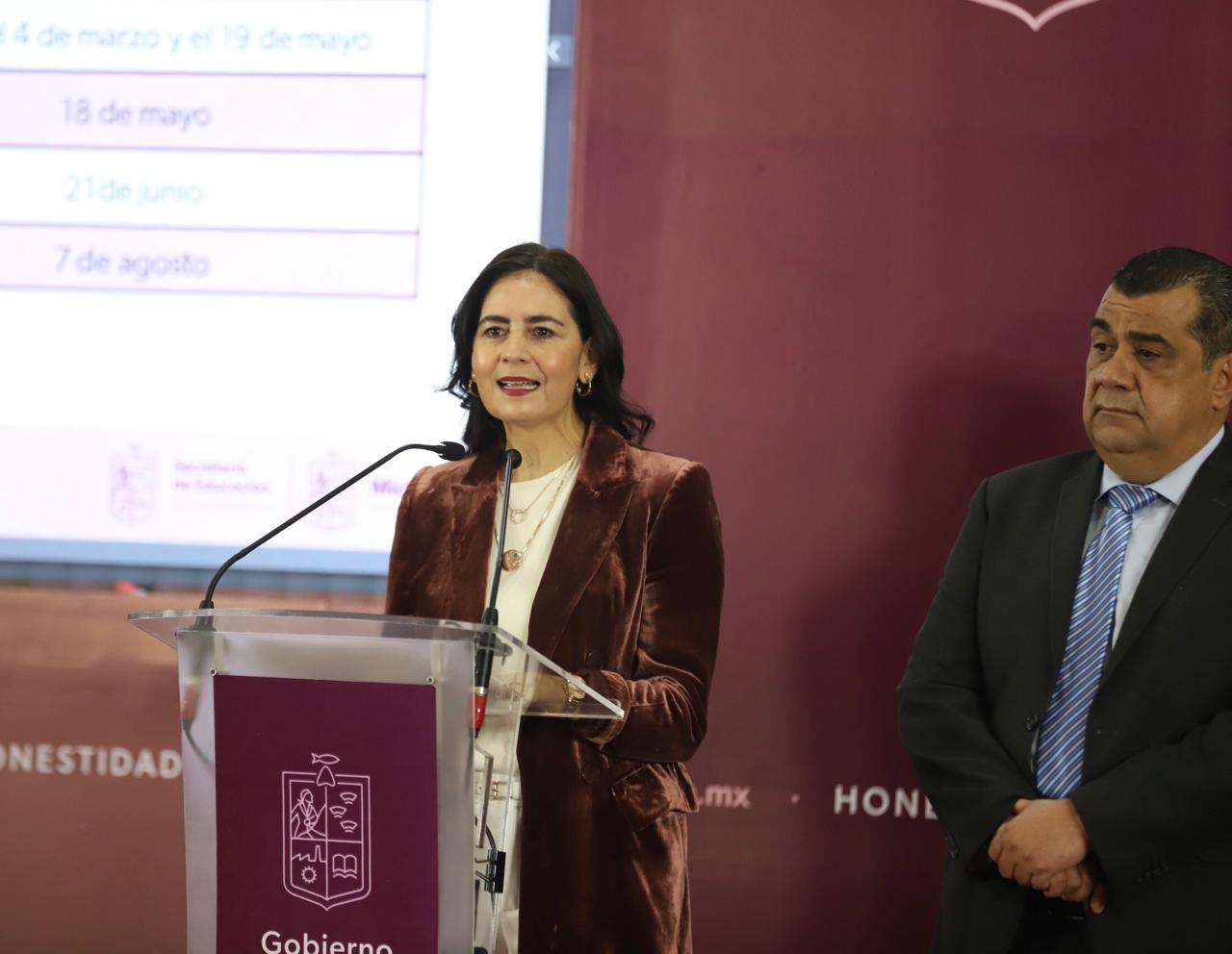 Michoacán contará con mil nuevos docentes; este lunes lanzan convocatoria.