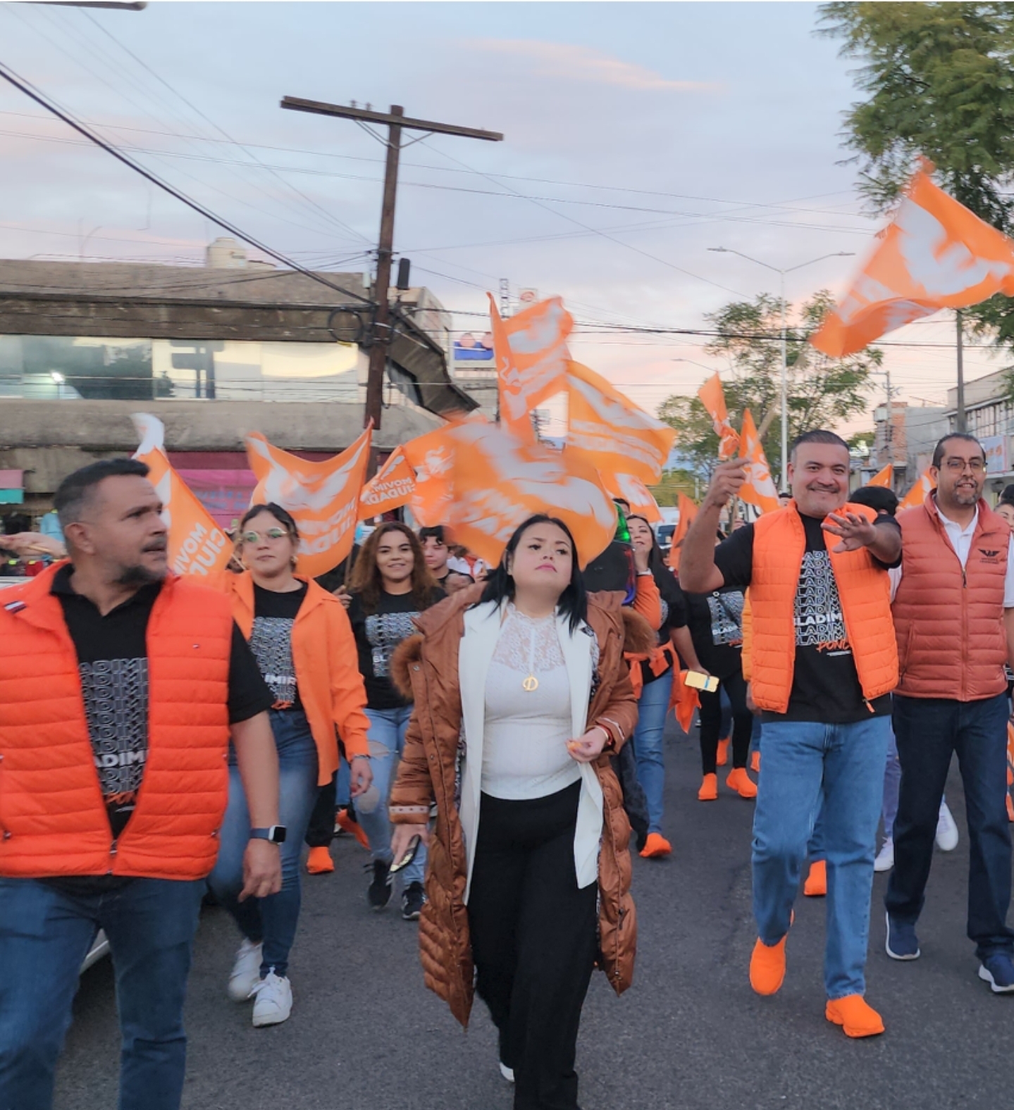 Bladimir Ponce inicia precampaña en busca de la candidatura a la Presidencia Municipal por Movimiento Ciudadano.