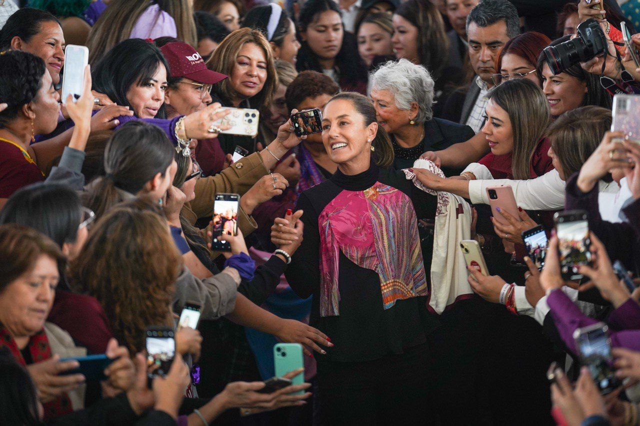 A la Presidencia no llega una, llegamos todas: Claudia Sheinbaum es respaldada por mujeres de todo México en la construcción del segundo piso de la 4T.