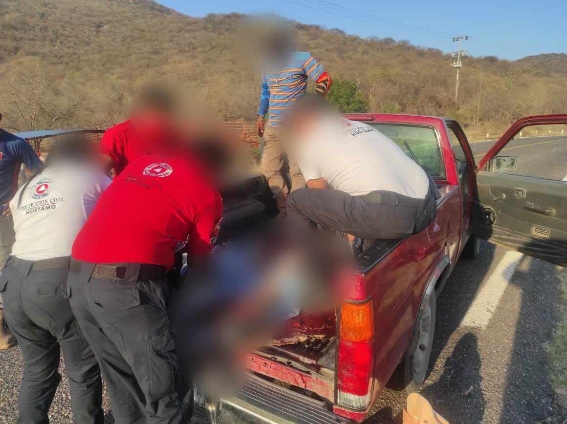 Trágico Accidente en Huetamo, Michoacán: Identifican a la Pareja Fallecida en Choque de Motocicleta.