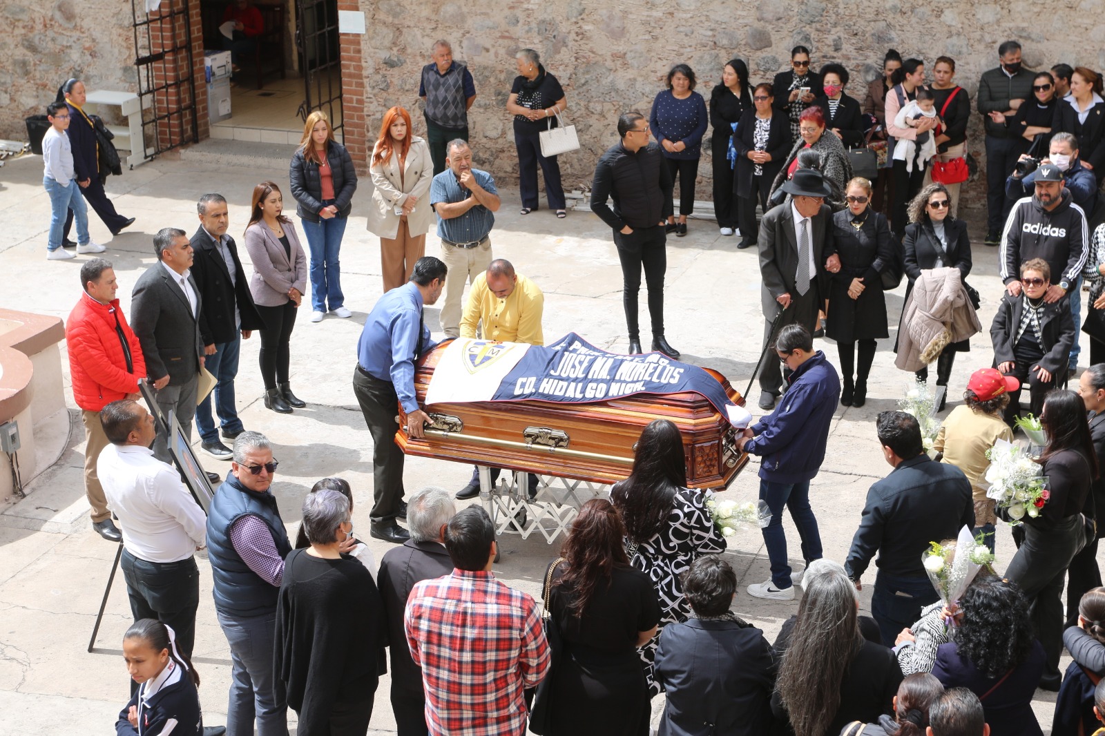 Se llevó a cabo, un homenaje póstumo al Expresidente Municipal, Profesor Felipe Barragán Cobián.