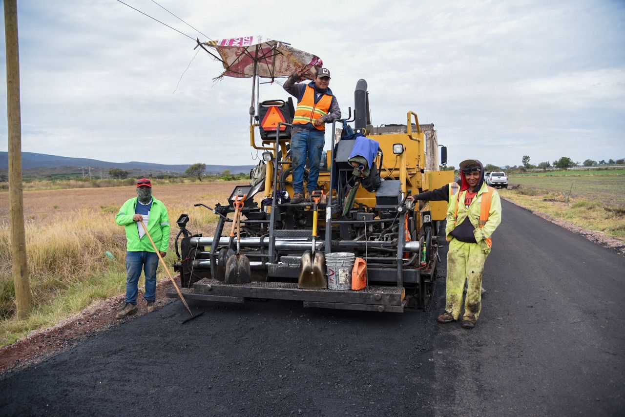 Rehabilitación de camino Tanhuato-Yurécuaro-Ecuandureo, con 55 % de avance: SCOP