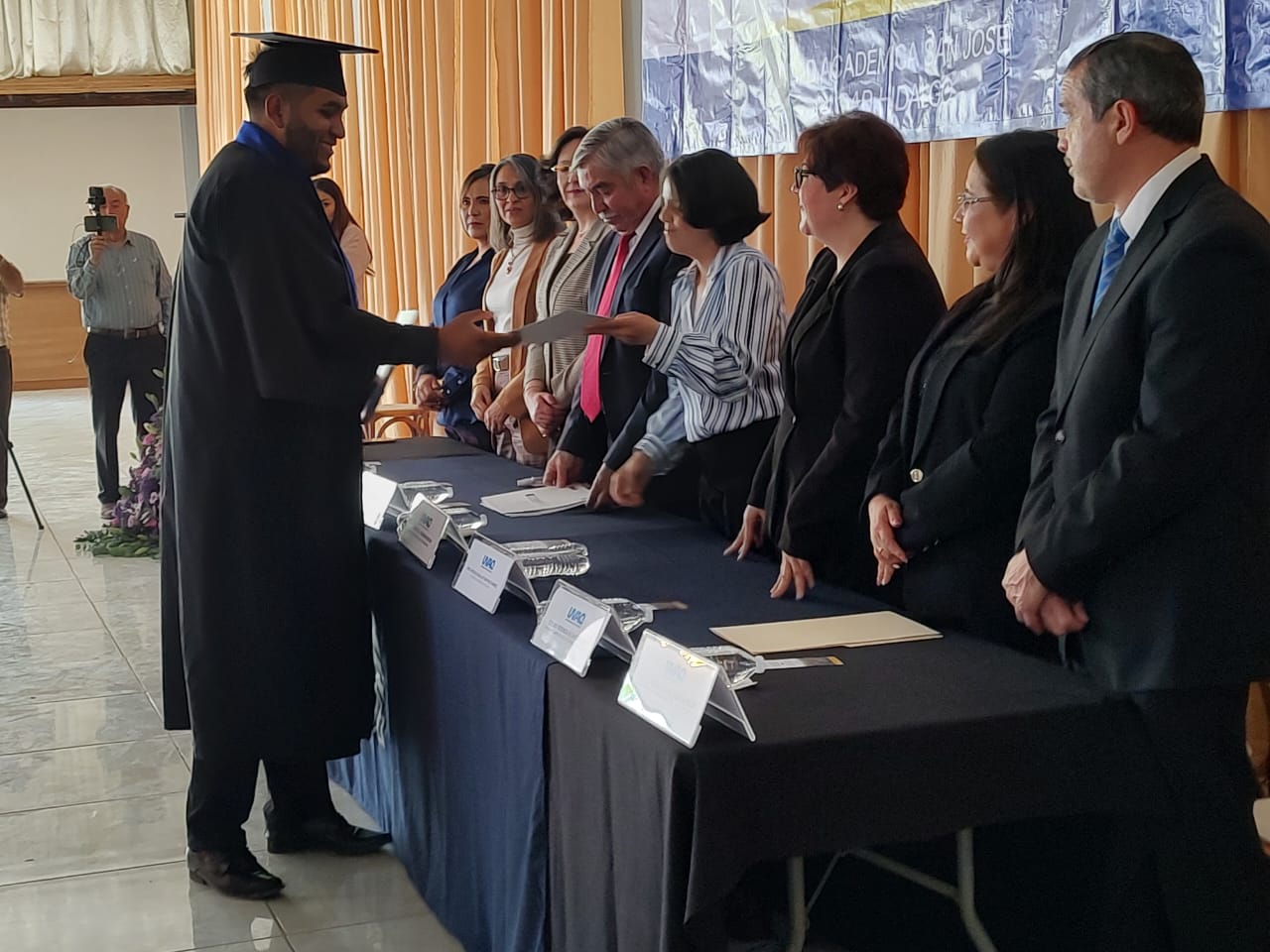 En la UVAQ se gradúan nuevos profesionistas de las diferentes licenciaturas