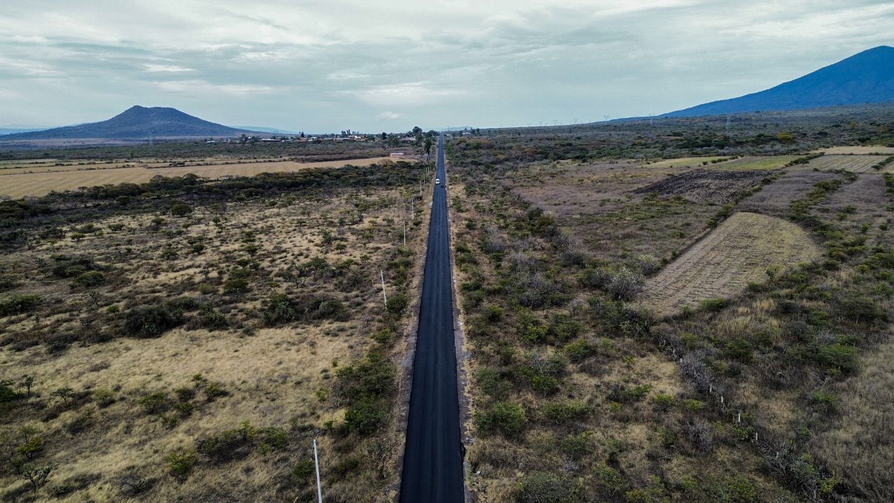 Avanza obra multianual en camino Zacapu-Villachuato