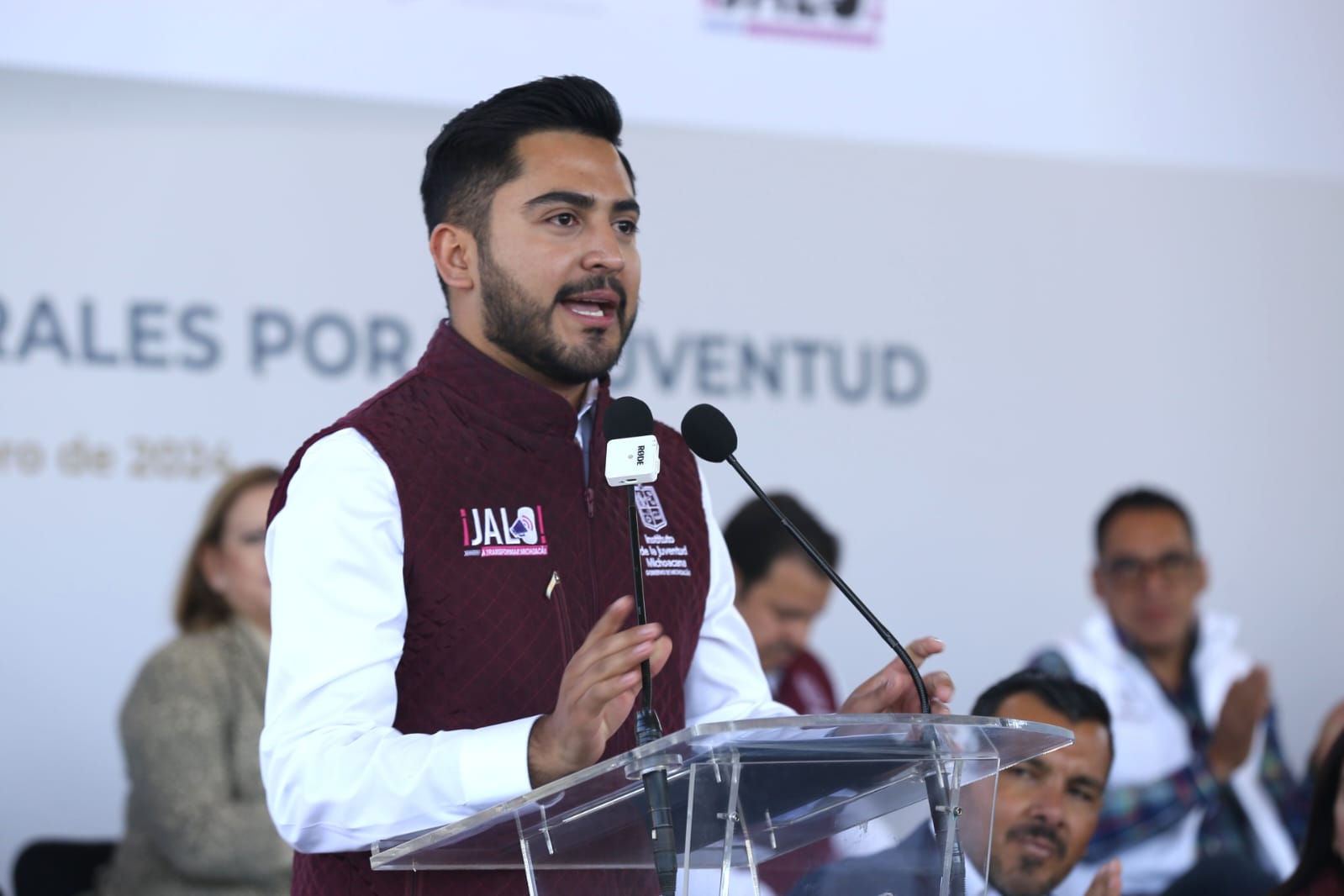 Llevará Ijumich caravanas con servicios integrales a jóvenes de 20 municipios.