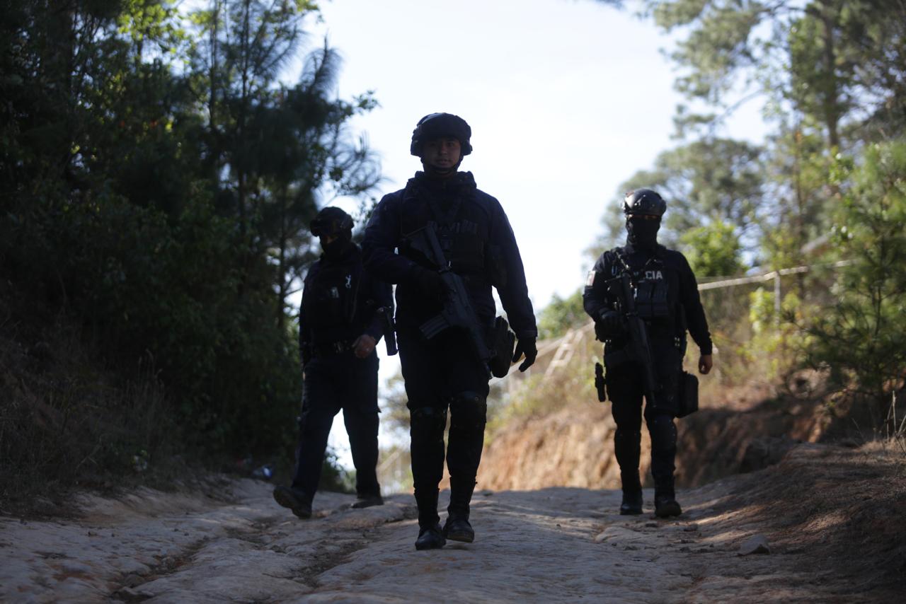 SSP, Sedena y FGE implementan operativo por aire y tierra en Atécuaro