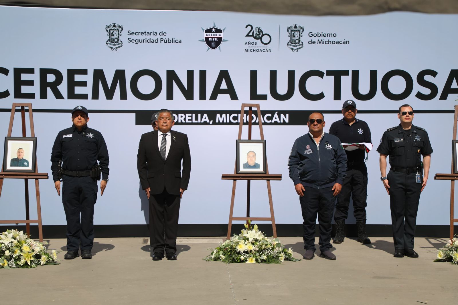 Homenajean a agentes de la Guardia Civil caídos en cumplimiento de su deber