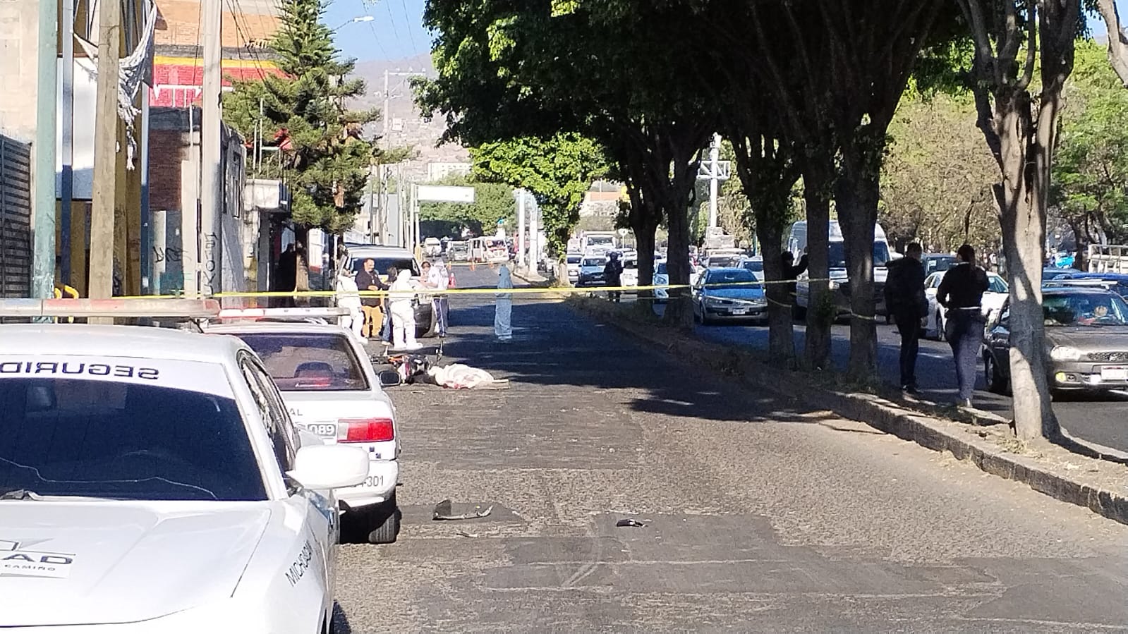 Un motociclista falleció y su acompañante resultó lesionado en Morelia