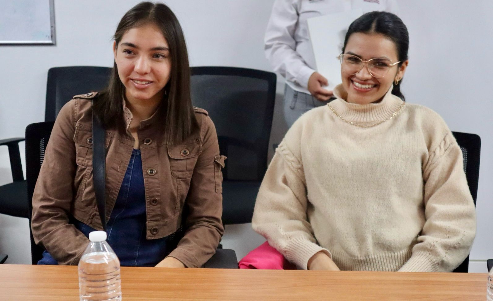 Estudiantes michoacanas realizarán estancia en la UniRemington de Colombia