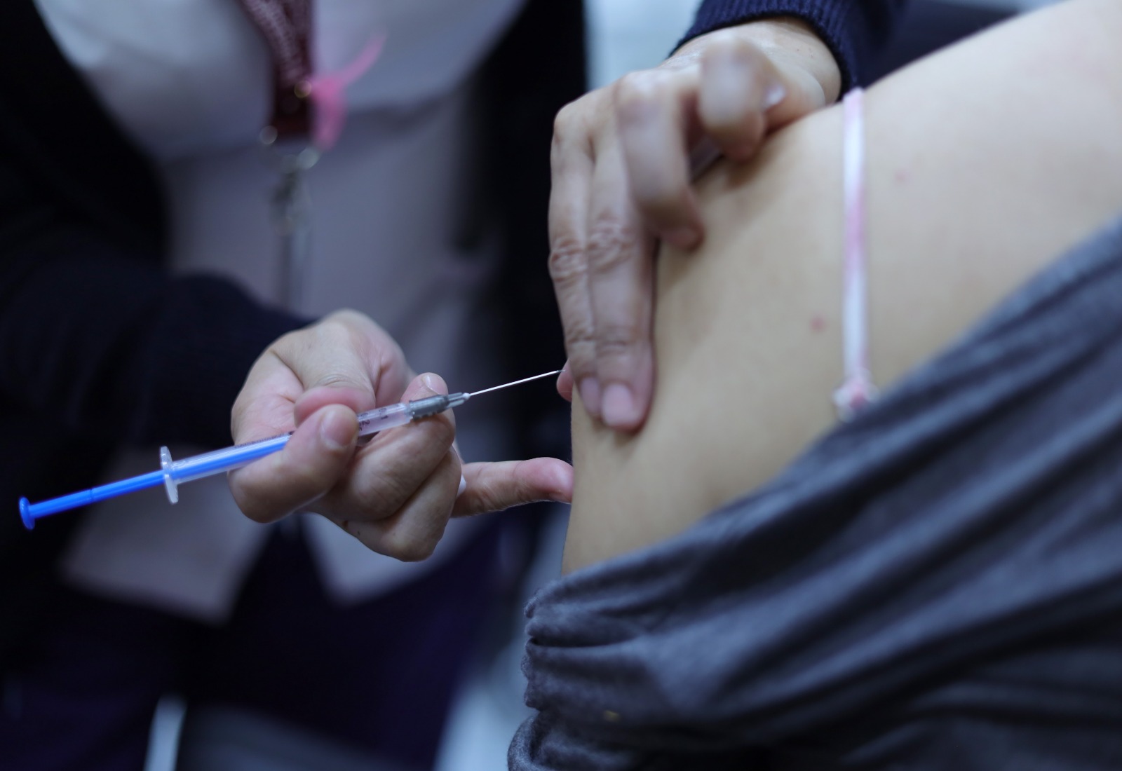 Aún puedes vacunarte contra la influenza en los centros de salud de la SSM