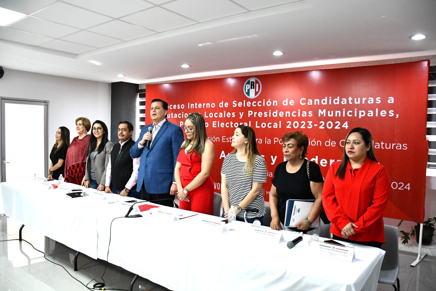 Con mucho diálogo y por encima de cualquier interés personal, construimos la unidad: Memo Valencia