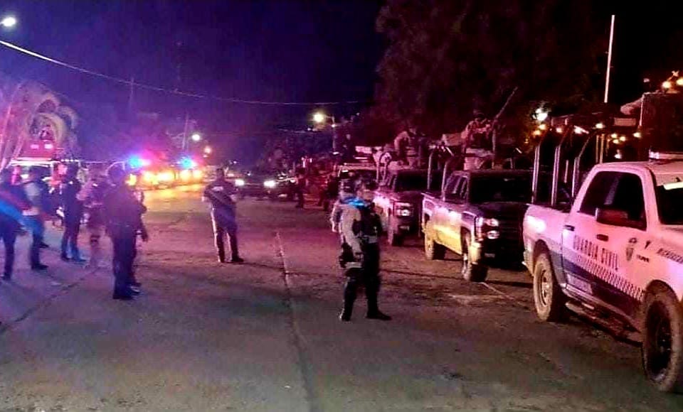 El resultado de un enfrentamiento entre grupos antagónicos del crimen organizado, dejó dos hombres