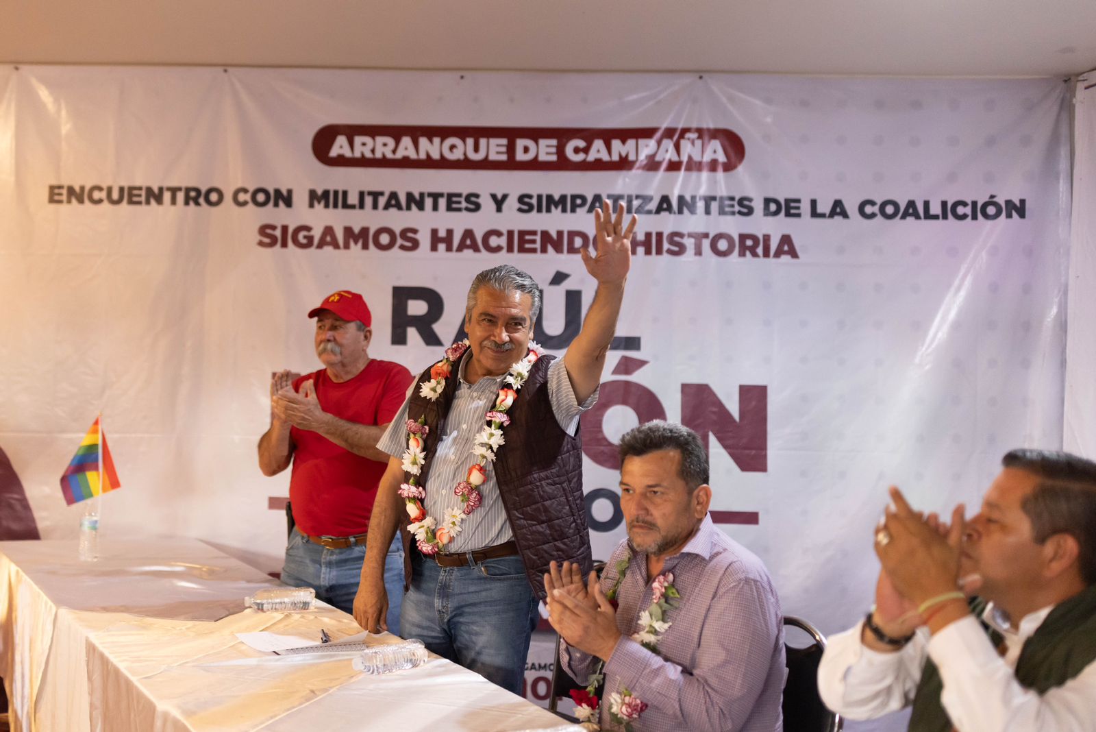 Desde el Senado, apoyará Morón consolidación de México como República Educadora