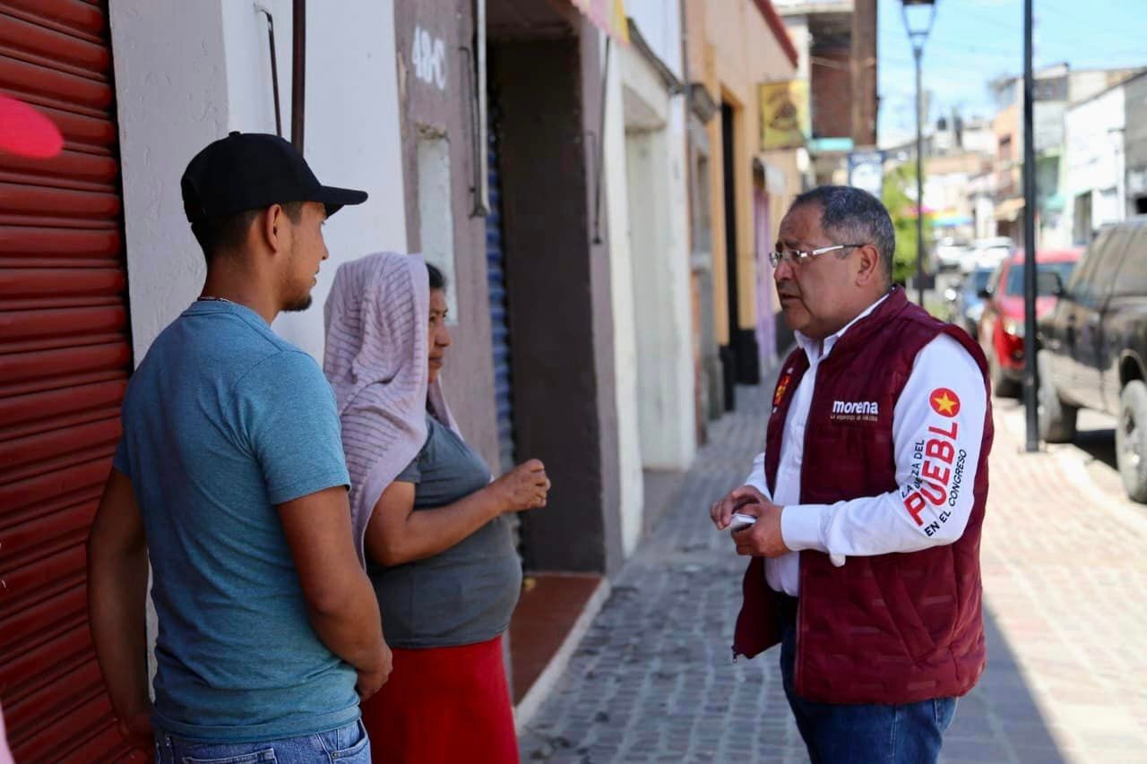 De manera incansable, José luis Téllez Marín, candidato a la Diputación Federal, por la coalición “Sigamos Haciendo Historia”, visitó Zinapécuaro.