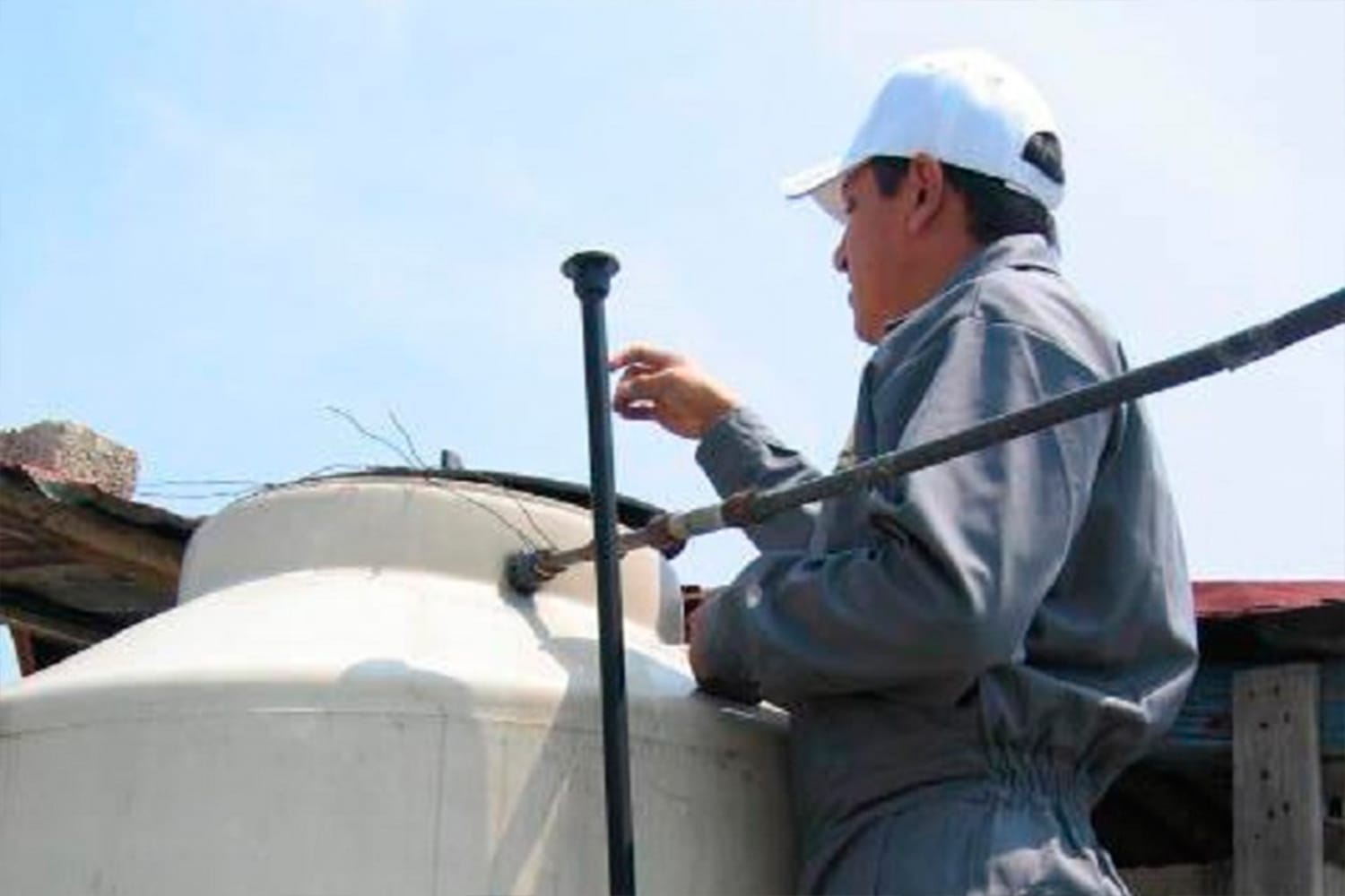 SSM aconseja lavar y desinfectar tinacos y cisternas cada 6 meses