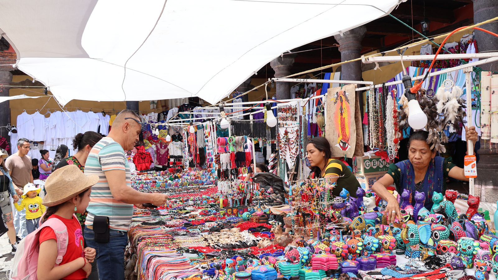 Disfruta la última semana del Tianguis Artesanal de Uruapan
