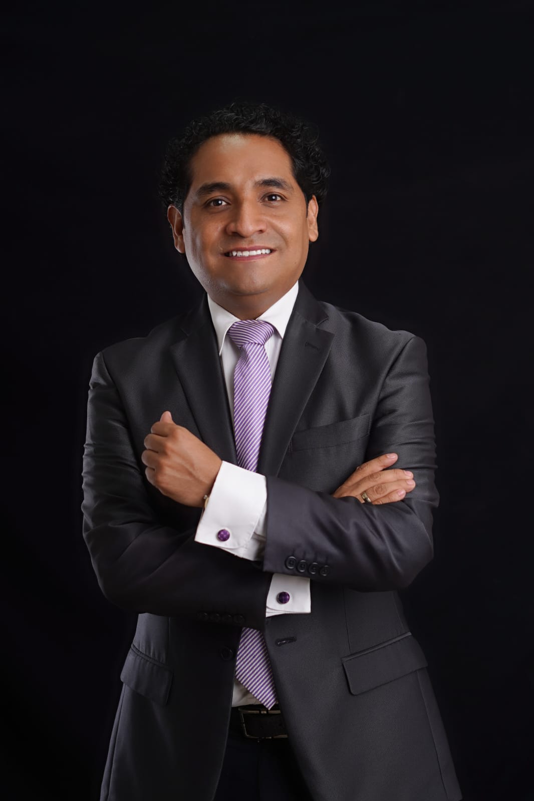 Tayde González Arias, hace llamado a los inconformes a unirse en favor de un proyecto inclusivo.