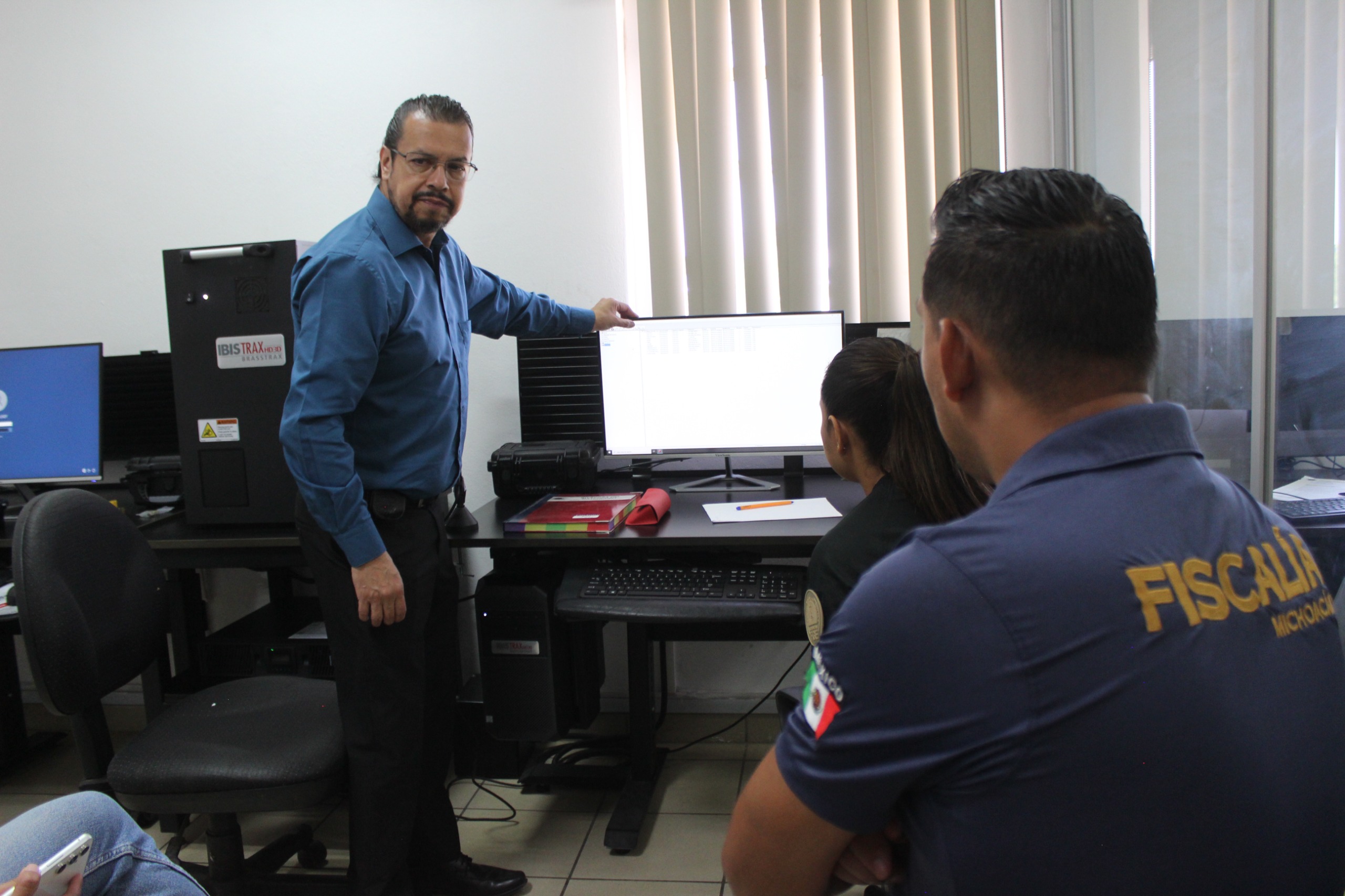 Se capacita FGE en técnicas de investigación de balística a través del sistema IBIS