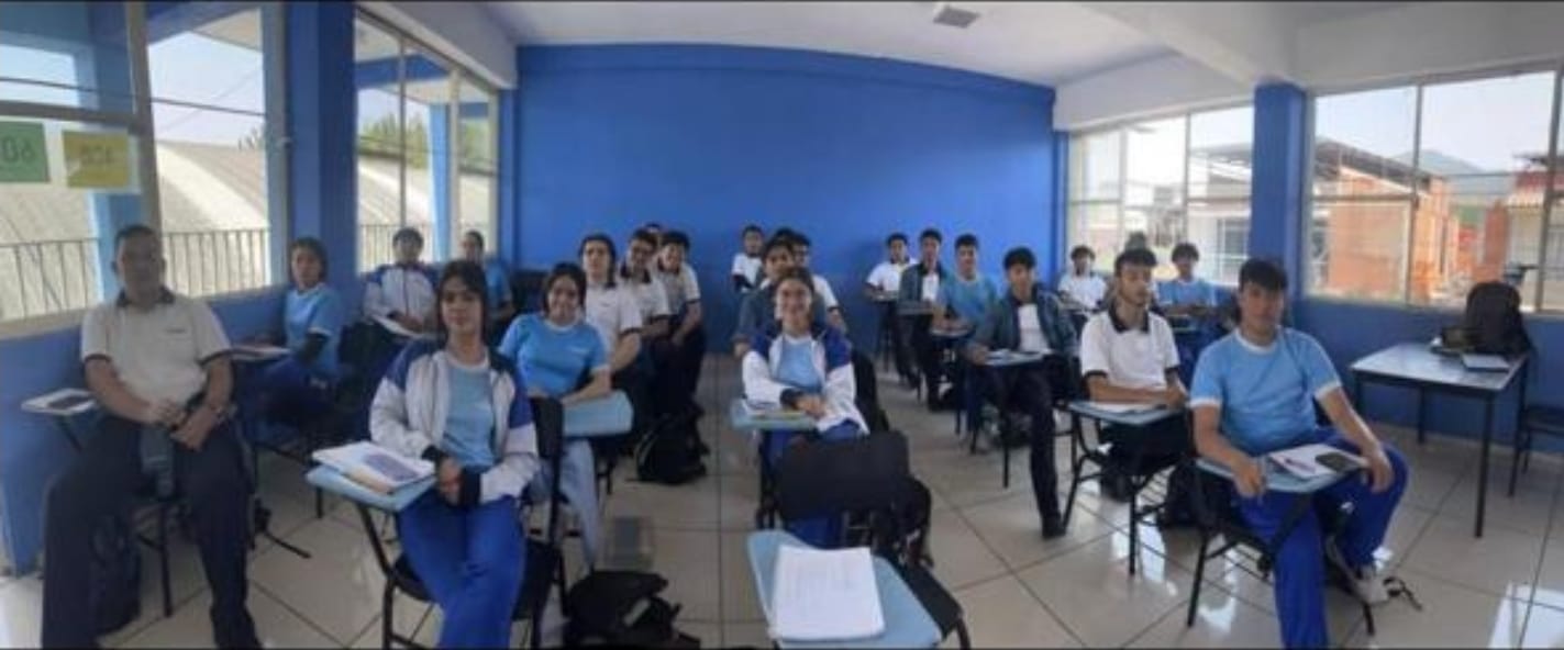 Equipo de Robótica «Id Robotics», de San Francisco de Los Reyes impartira curso de robótica a 40 alumnos del colegio de Bachilleres de Uruapan.