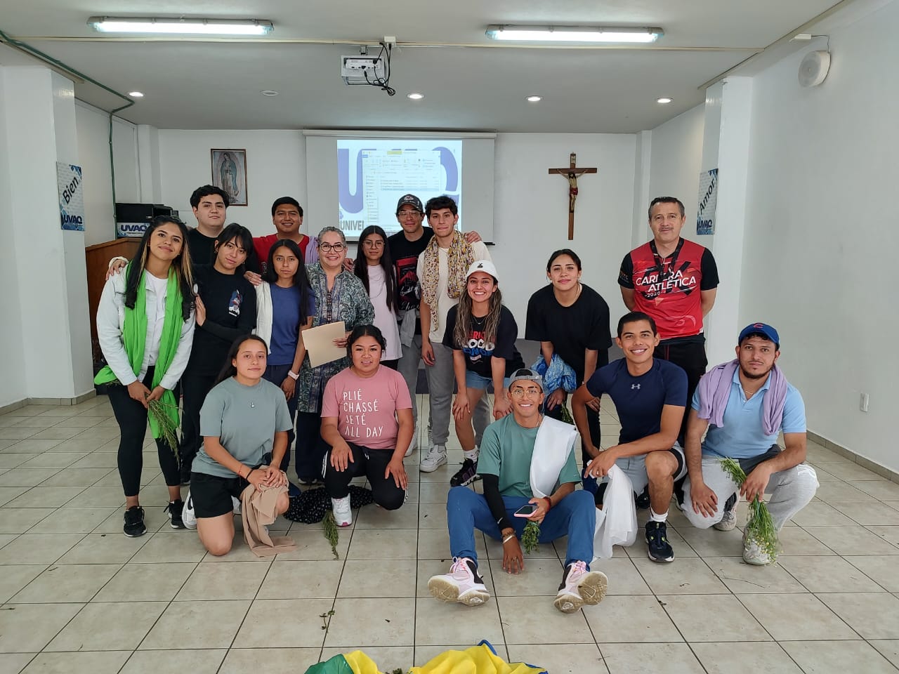 En la UVAQ se realizó el Taller de Danzas Circulares