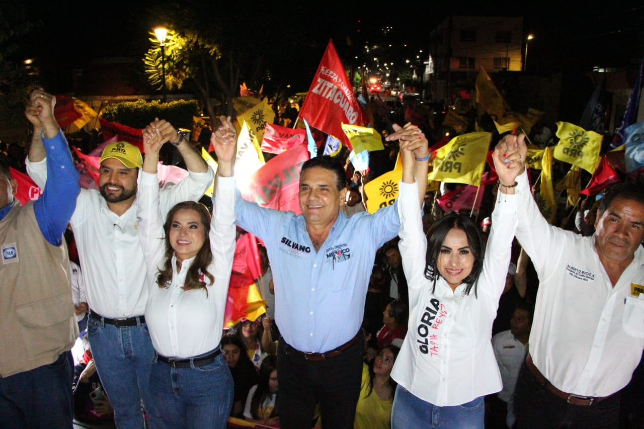 Claro respaldo ciudadano a Rosy Salinas, inicia con éxito su campaña a la presidencia municipal de Zitácuaro.