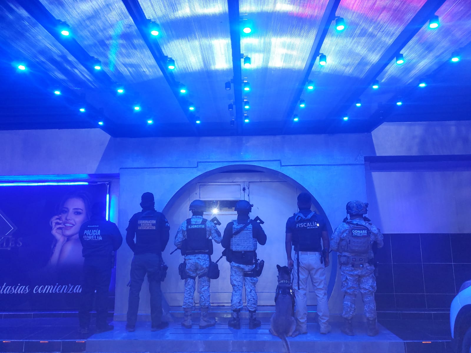 Cumplimenta FGE orden de cateo en un Bar ubicado en la colonia Niño Artillero, y decomisa droga