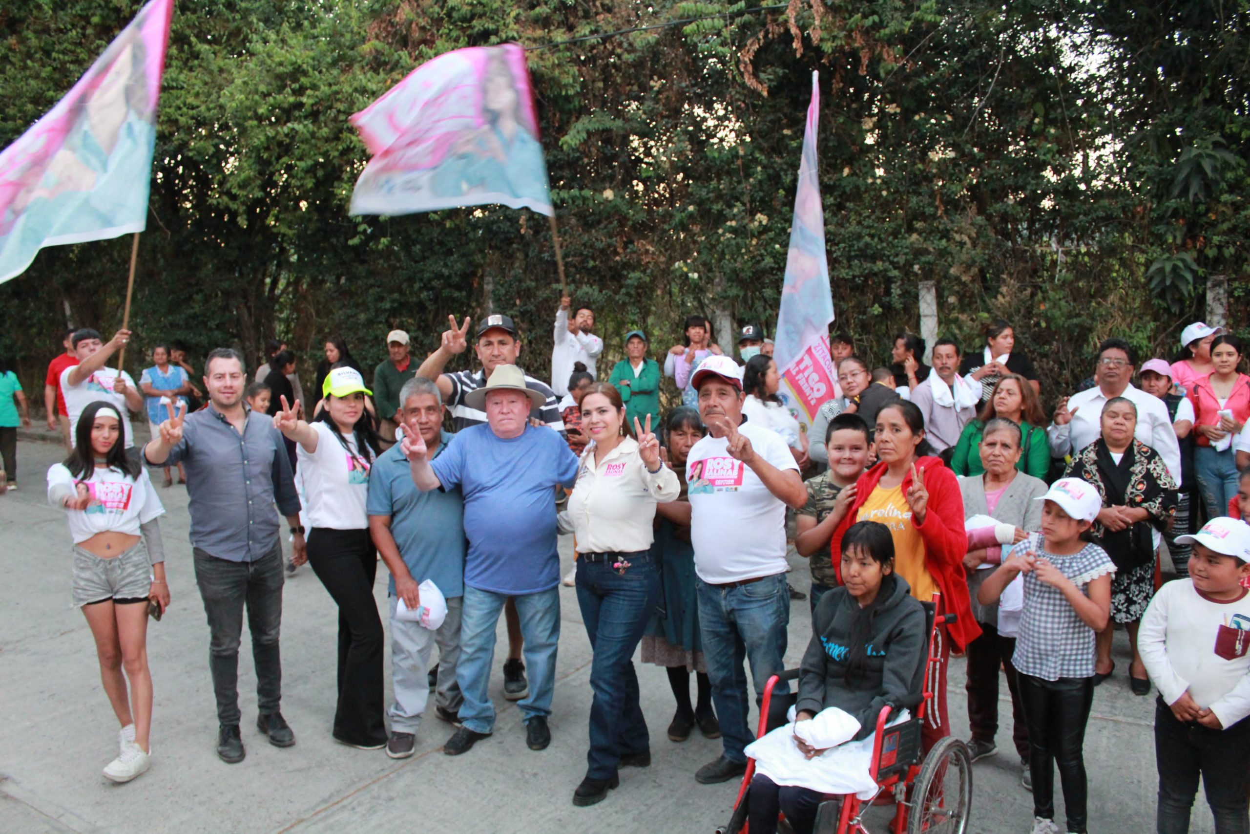 Rosy Salinas Se reunió con trabajadores agrícolas