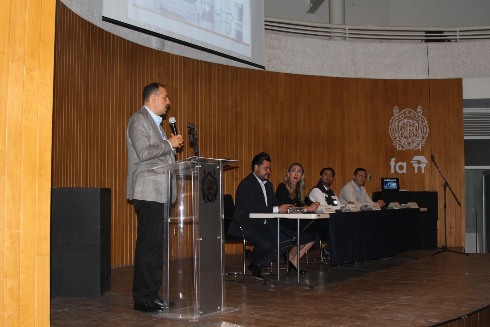 SSM capacita a médicos para reportar reacciones adversas a medicamentos y vacunas