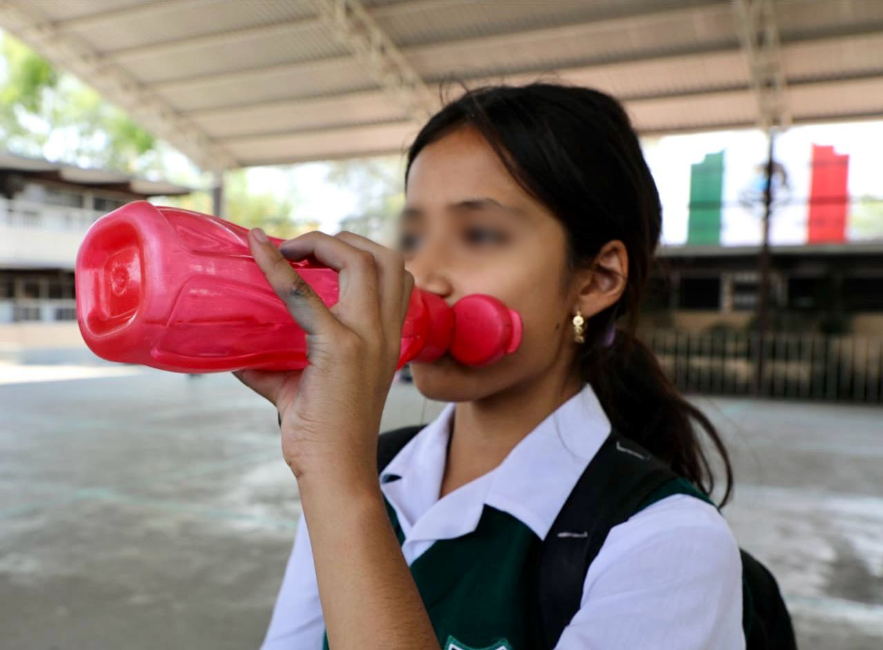SEE llama a procurar una hidratación adecuada en estudiantes por onda de calor