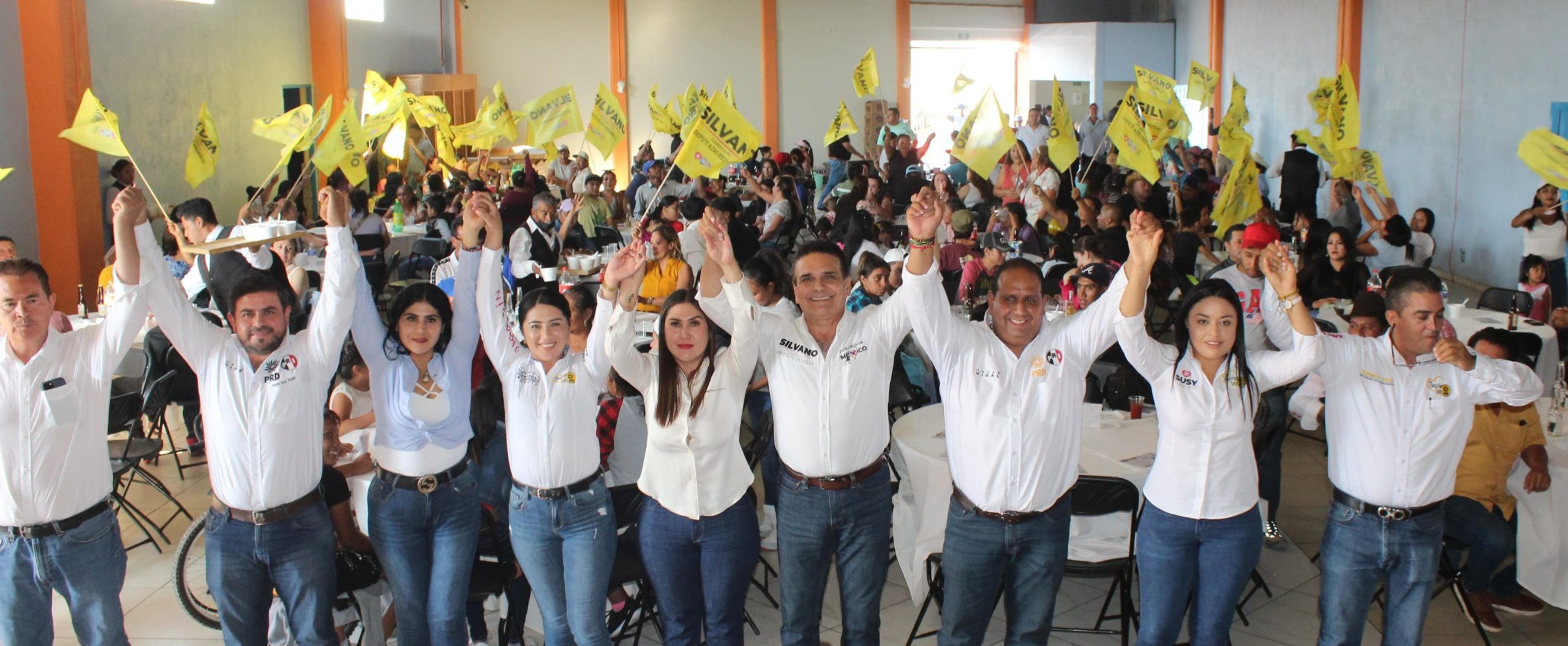 Hace un llamado Silvano a no rajarse y salir a votar por el frente opositor