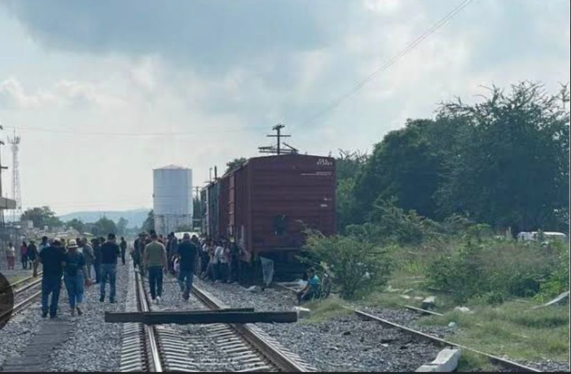 FGR INICIA INVESTIGACIÓN POR EL DELITO DE OBSTRUCCIÓN DE VÍAS GENERALES DE COMUNICACIÓN