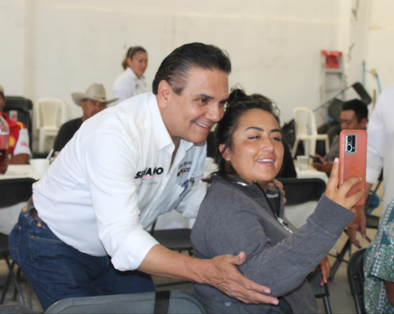 Votar por el PRI, PAN o PRD representa recuperar la paz y el futuro para nuestras familias: Silvano Aureoles