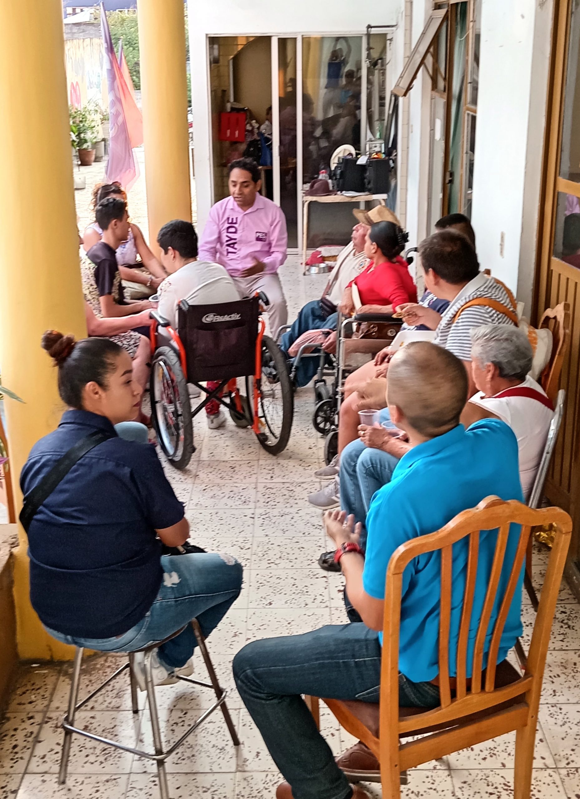 Tendrán un lugar digno para los discapacitados: Tayde González Arias
