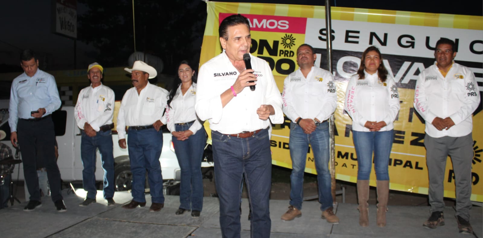 Silvano apoyará con obras de beneficio inmediato a las tenencias del distrito 03