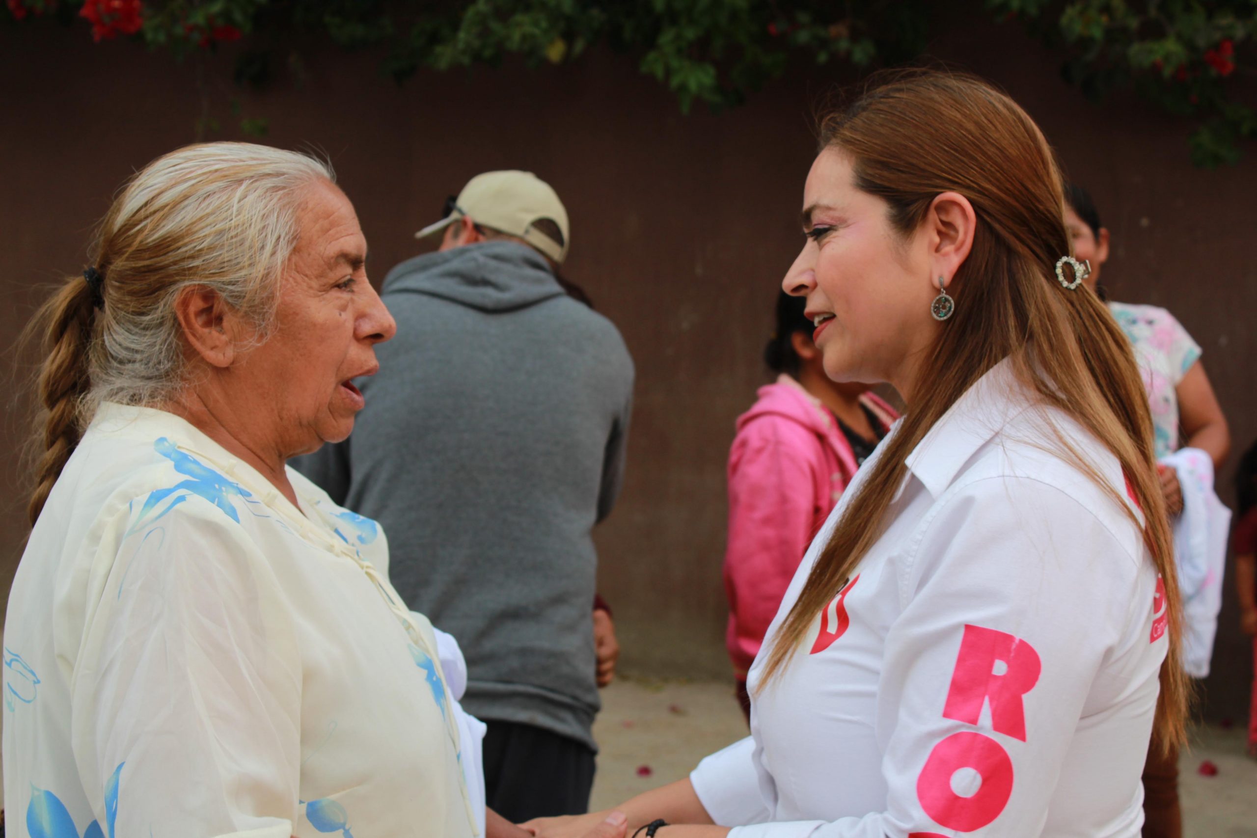 Rosy Salinas felicitó a todas las mamás de Zitácuaro