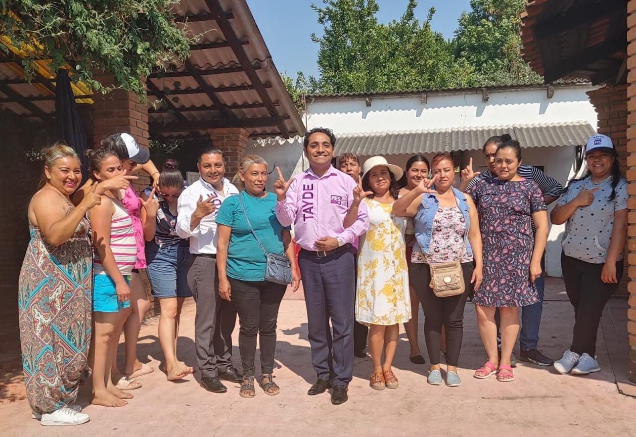 Garantizar educación de calidad para sus hijos; Tayde González Arias