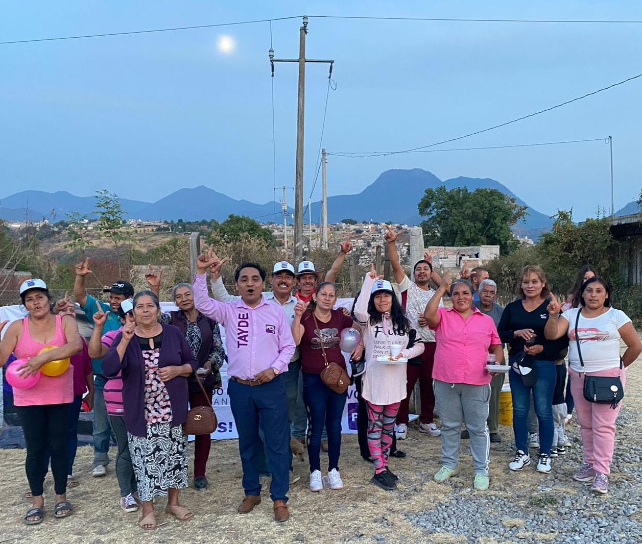 Intensa gira de trabajo la de Tayde González Arias, en Las majadas, Coyota y Mesa de Loma larga
