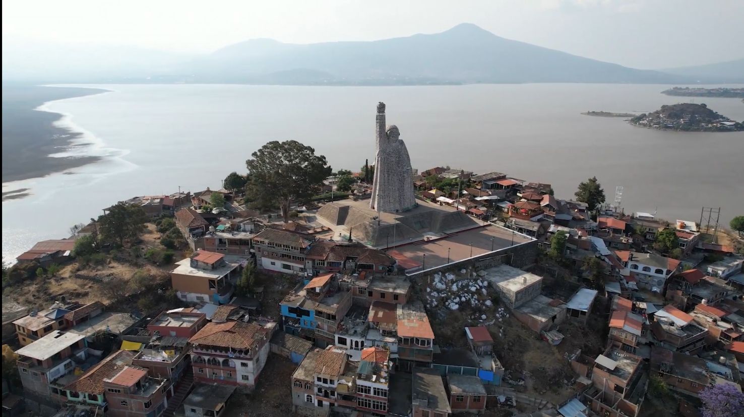 Habilitan espacio para recabar investigaciones científicas sobre el lago de Pátzcuaro.