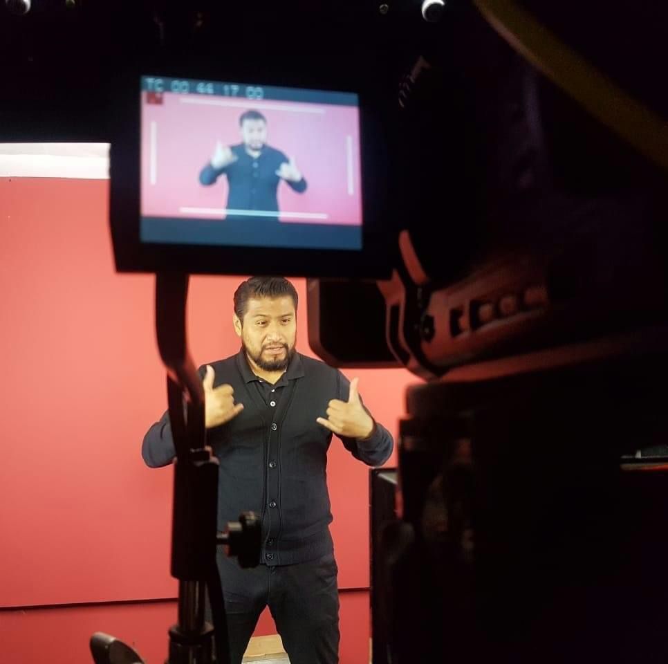 Trabaja DIF Michoacán a favor de las personas con discapacidad auditiva