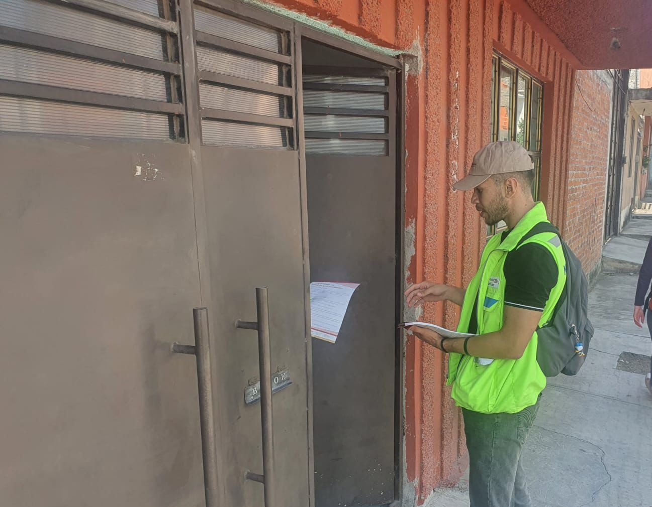 SSM recorre colonias en riesgo de inundación para prevenir enfermedades