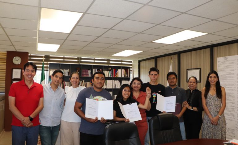 Estudiantes de la UTM reciben beca de movilidad para viajar a Japón