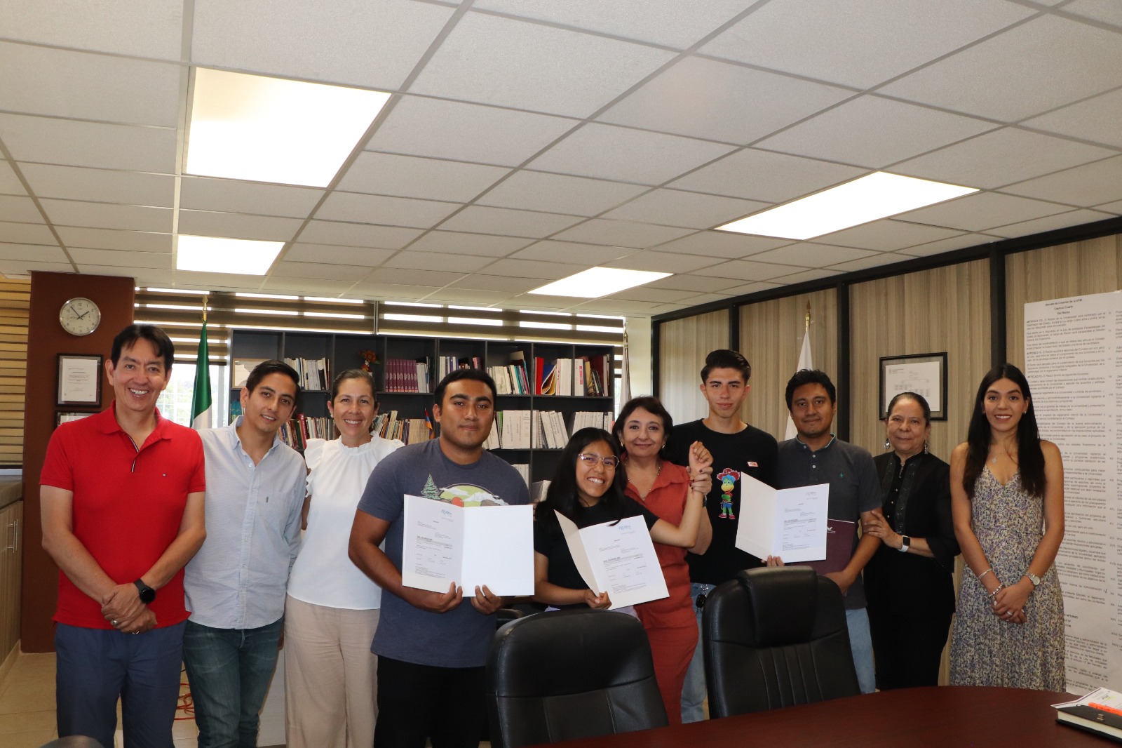 Estudiantes de la UTM reciben beca de movilidad para viajar a Japón