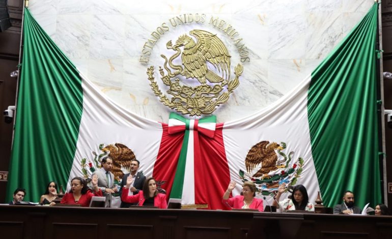 Aprueba 75 Legislatura Convocatoria para elegir merecedor de la Condecoración “Suprema Junta Nacional Americana”
