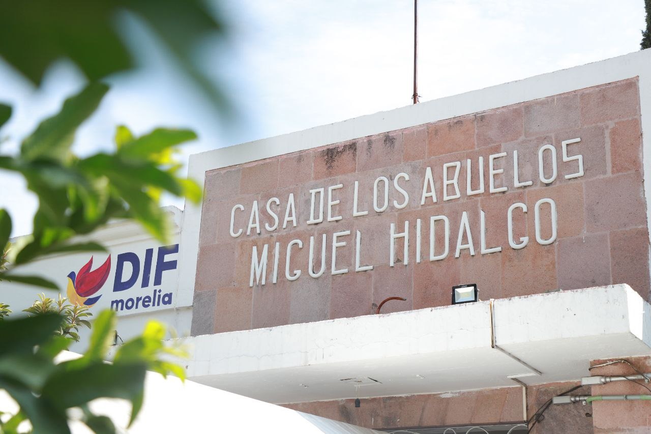 DIF Morelia promueve gimnasia cerebral en el Asilo Casa de los Abuelos