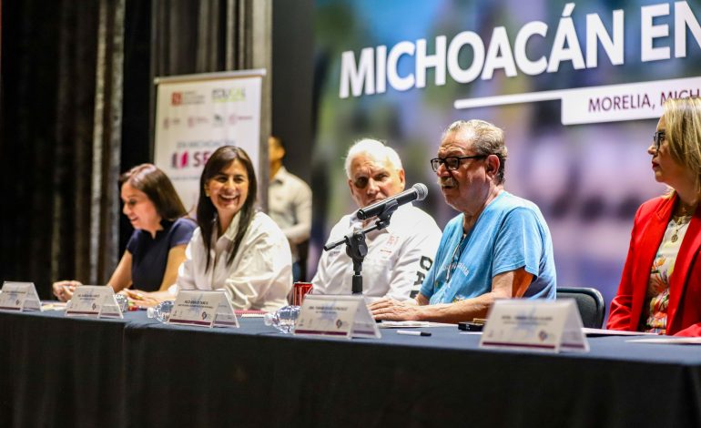 Cuando sea grande quiero ser michoacano: Taibo II