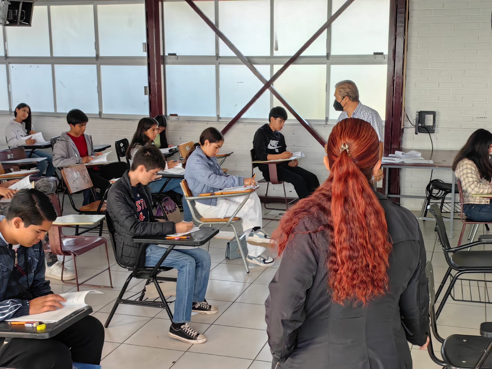 Inicia el examen de admisión para aspirantes del CBTIS 162 en Zitácuaro