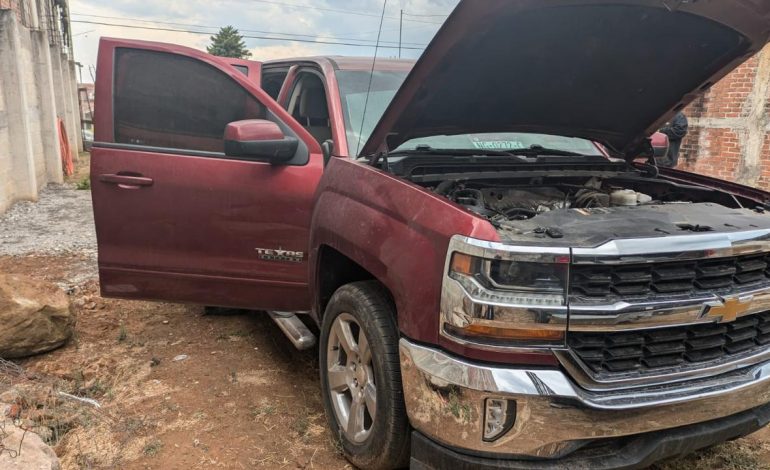 En operativo conjunto, recupera Fiscalía General cuatro vehículos ingresados ilegalmente a México