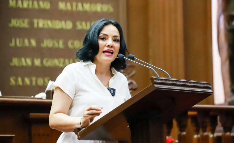 Diputada Adriana Hernández busca que DIF Michoacán informe sobre funcionamiento de casas hogar